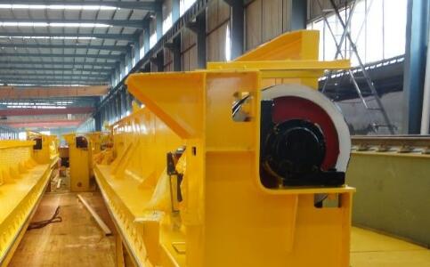 橋式起重機(jī)小車跑偏的緣故和解決方案(橋式起重機(jī)故障問題) 橋式起重機(jī)小車跑偏的緣故和解決方案(橋式起重機(jī)故障問題)