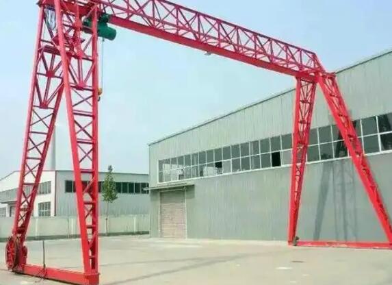 中小型門式起重機(jī)維護(hù)保養(yǎng)的常見問(wèn)題有哪些？