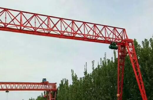 單梁龍門吊機(jī)械檢驗(yàn)不合格的原因，各部件安裝要求是什么