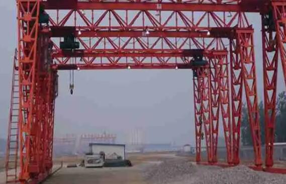 龍門吊的結(jié)構(gòu)特征有很多種，都有哪些特性？