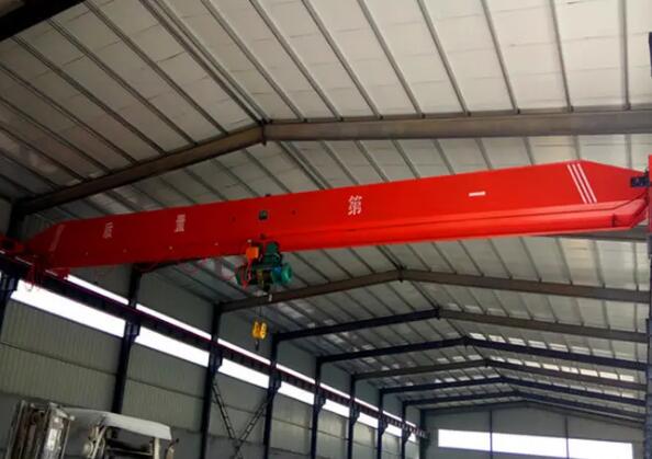 橋式起重機(jī)的平穩(wěn)運(yùn)作與零配件，你知道嗎？