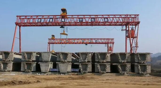 什么是門式起重機（龍門吊）？有什么分類？要不要考操作證？