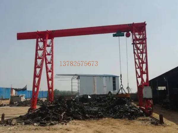 龍門吊操作前的**檢查*關(guān)重要，你知道應(yīng)該檢查哪些方面嗎？