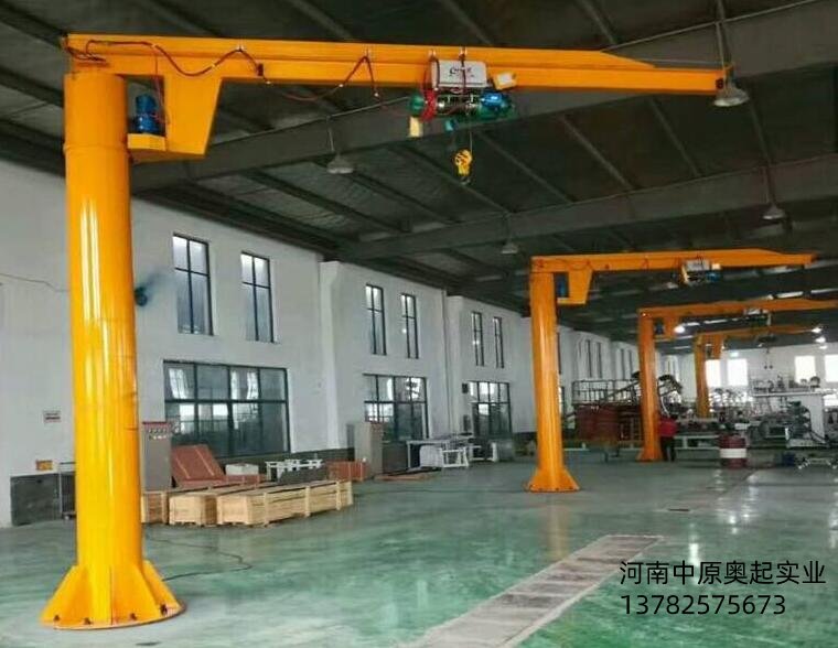 如何正確規(guī)范**操作旋臂起重機(jī) 如何正確規(guī)范**操作旋臂起重機(jī)